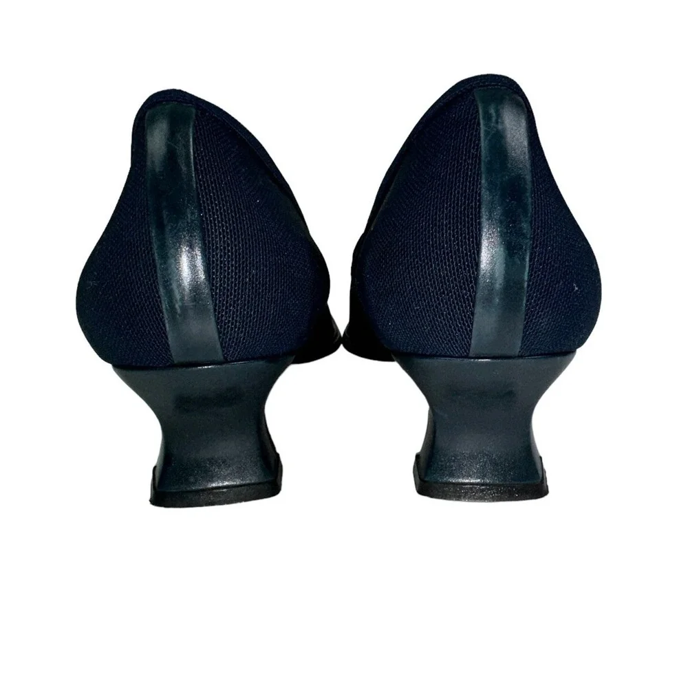 Stuart Weitzman choice toe touch